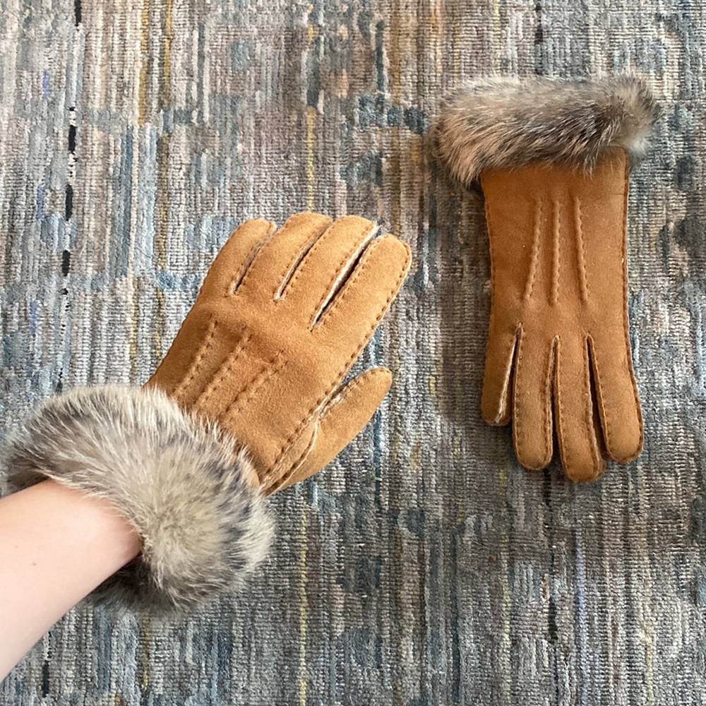 UGG Shearling Sheepskin Gloves